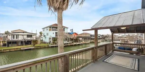 85 Bayou Vista Drive