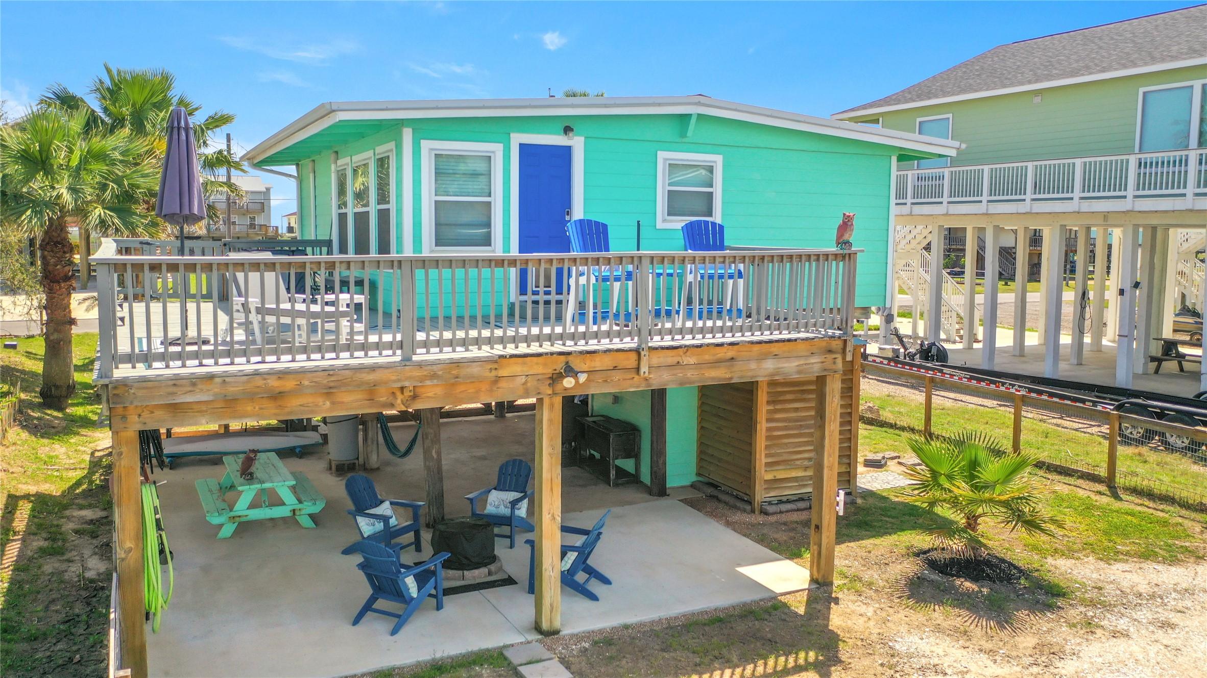Image 4: Spacious upper deck for soaking up the sun, with a