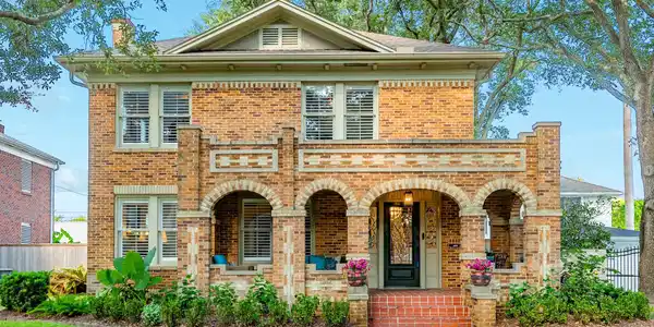 20 Cedar Lawn Drive S
