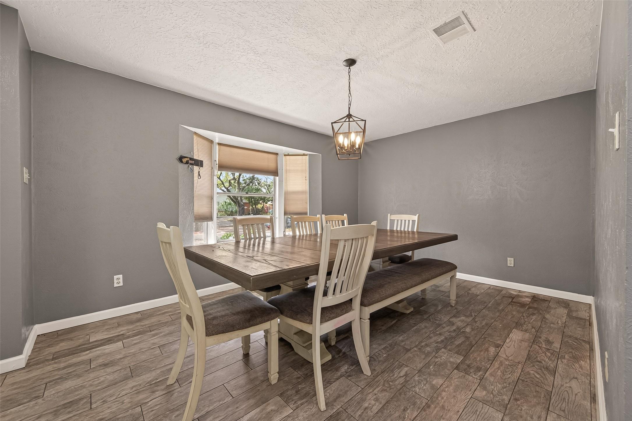 Image 3: Formal Dining Room alternate view.