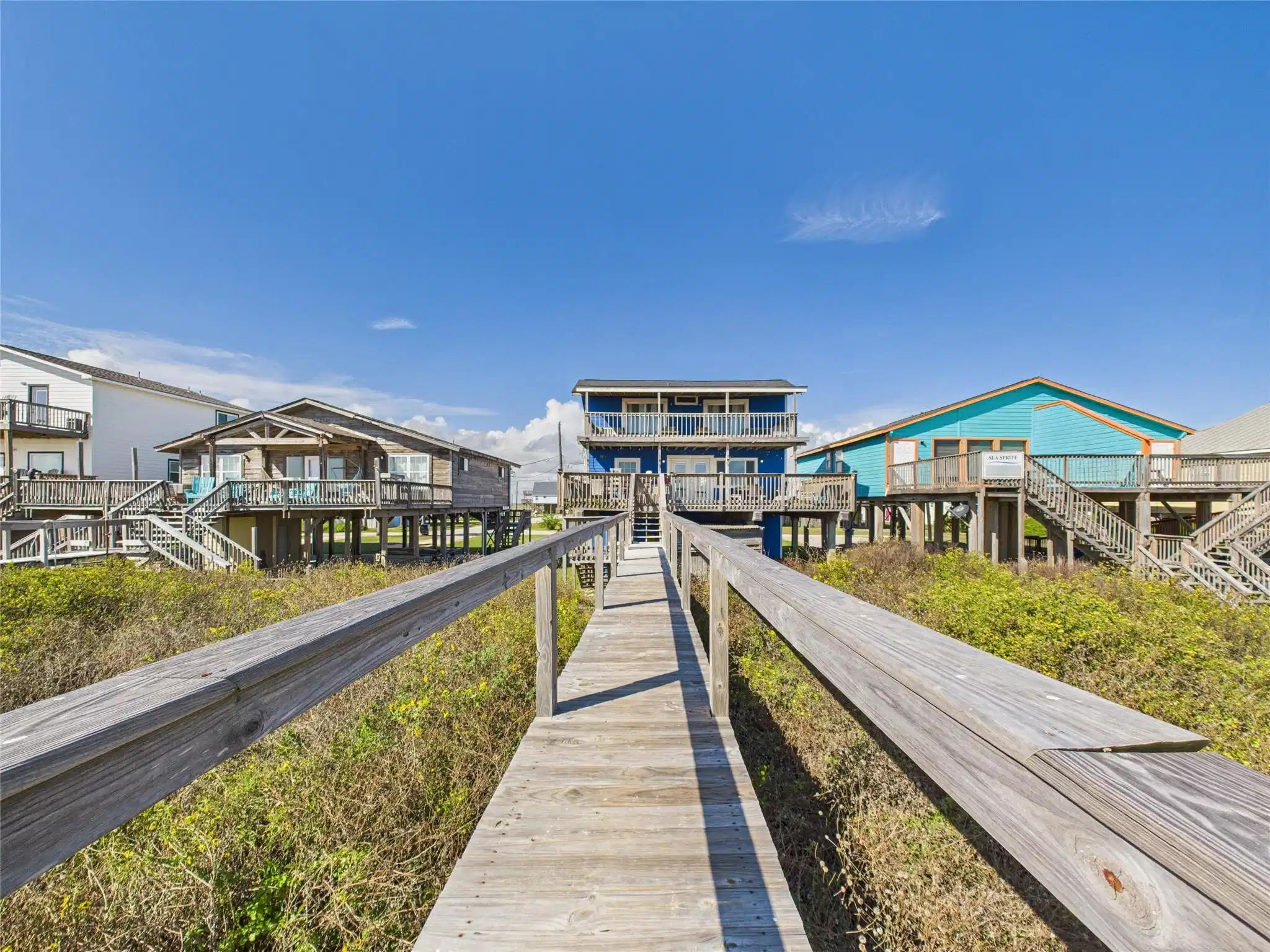 Image 1: Private catwalk/deck to beach!