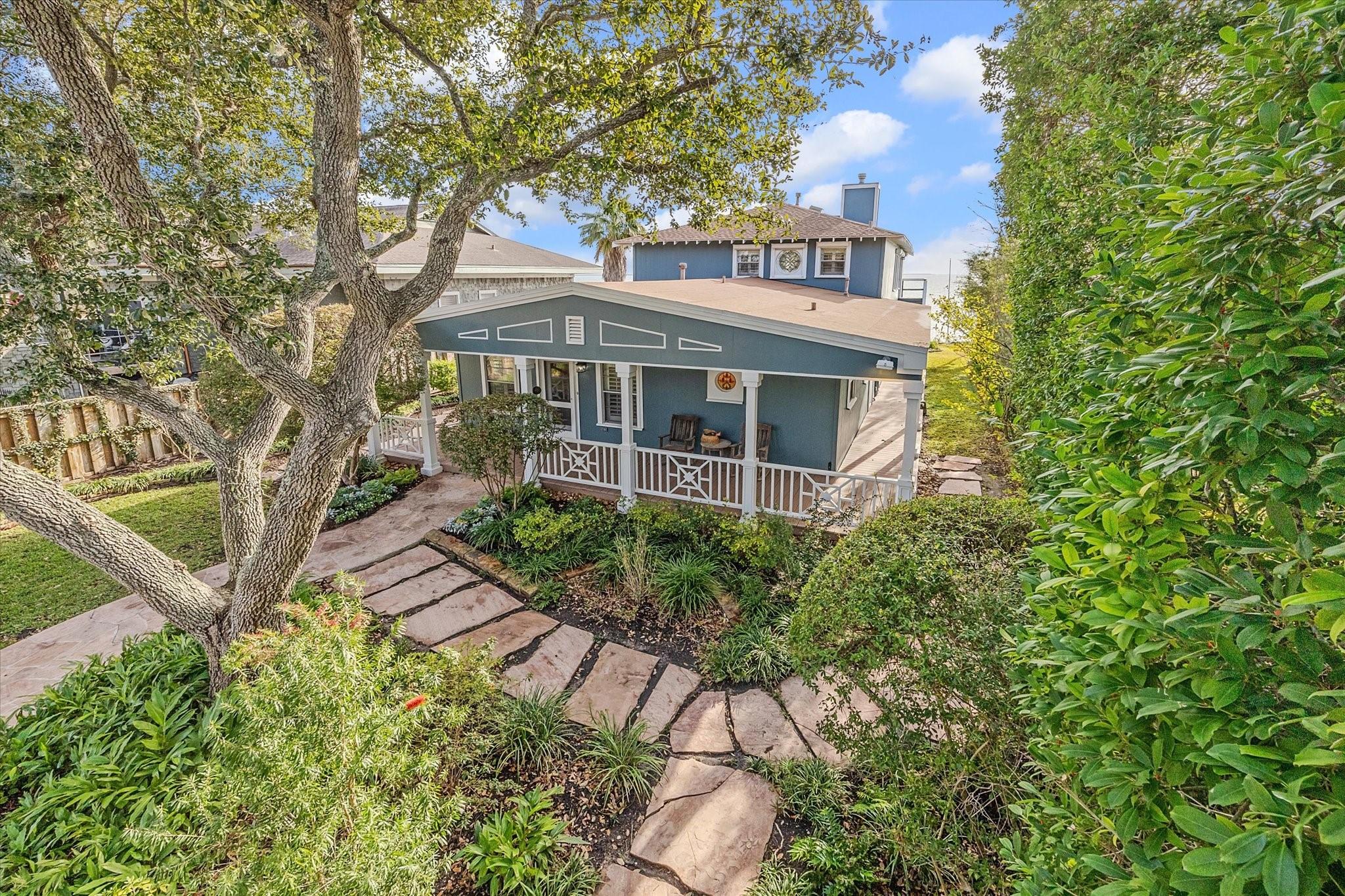 Image 1: Welcome to 232 Garfiled, a bay retreat.