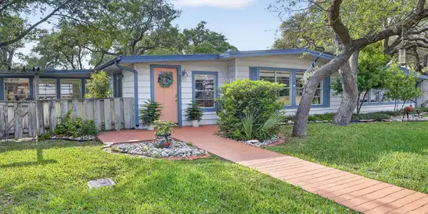 307 N 4th Street