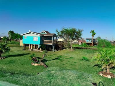 1025 Canal