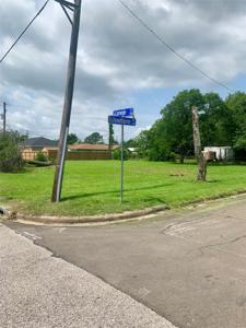 1301 Hawthorne Avenue