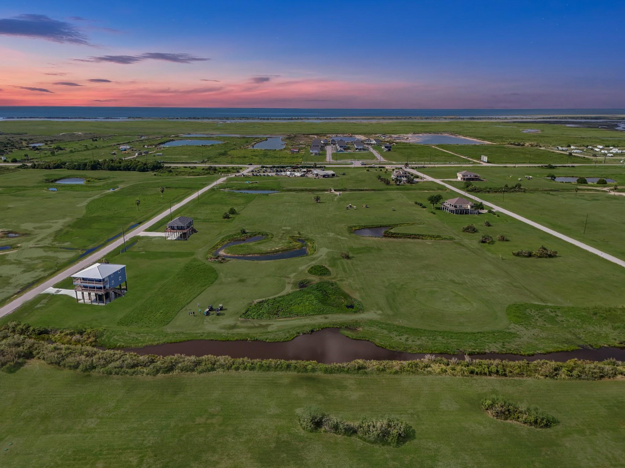 Image 2: Rancho Carribe hosts a 9-hole golf course, also kn