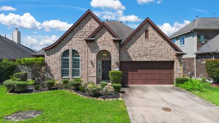 2211 Daroca Drive