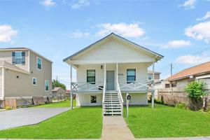 5506 Avenue Q 1/2