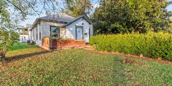720 14th Avenue N