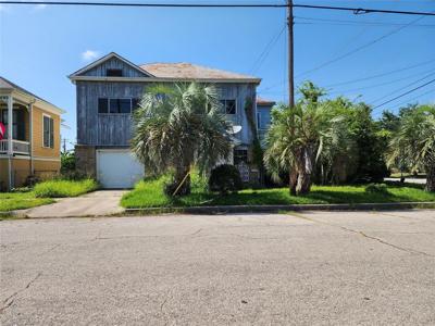 2402 Ursuline