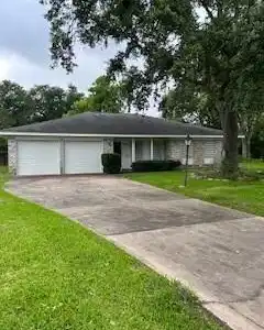 5005 Oak Lane