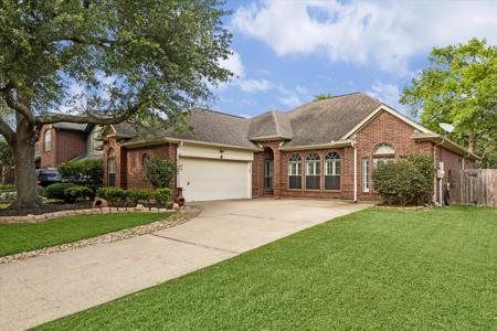 314 Bay Spring Drive