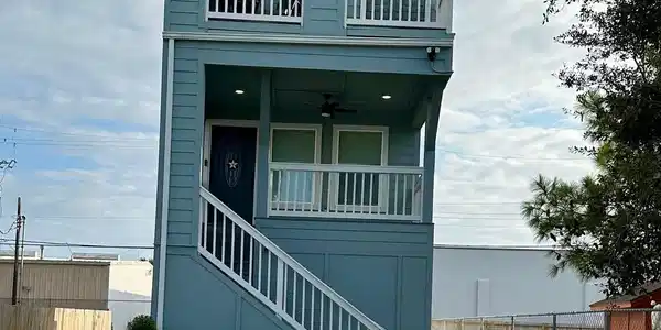 2811 Sealy