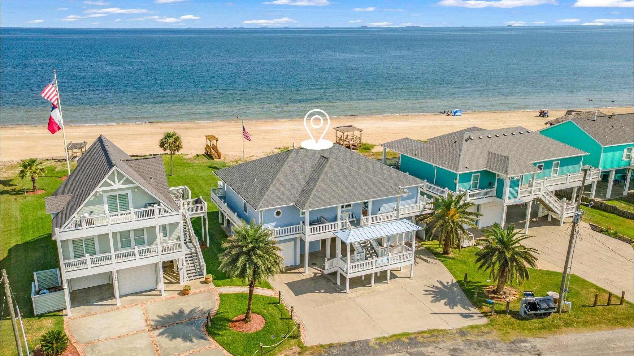 Image 1: Your Luxury Beachfront Home Awaits!