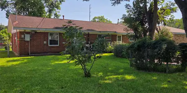 Image 2: Backyard