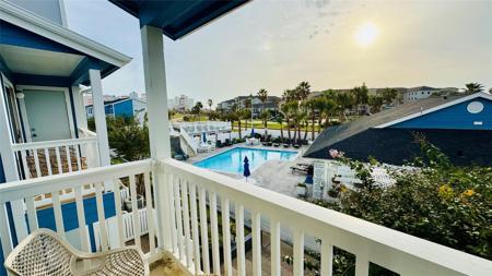 3506 Cove View Boulevard