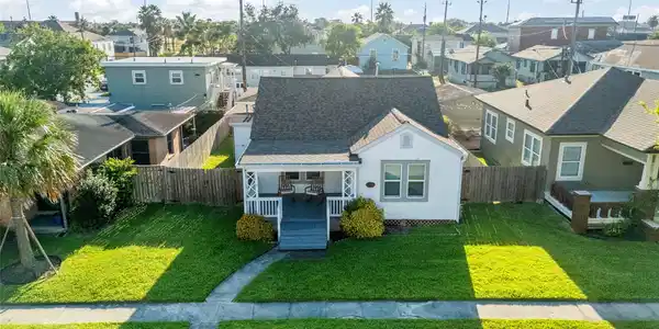 1309 Milam Drive