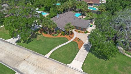 638 Bay Club Drive
