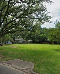 805 W Murrill Street