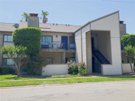 7074 N Holiday Drive