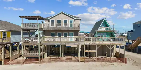 111 Beach Drive
