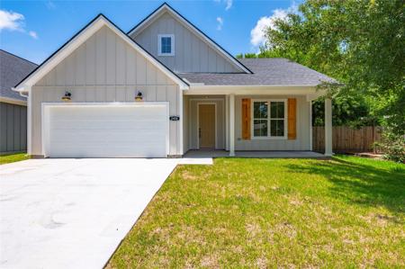 2408 28th Ave N