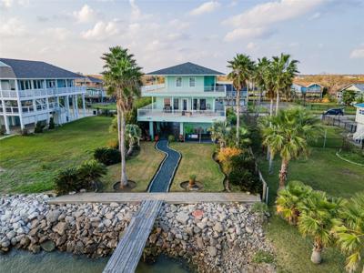 1617 Dick Bay Drive