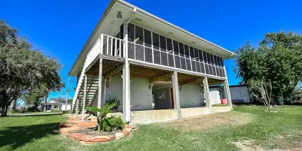 317 E Bayshore Drive