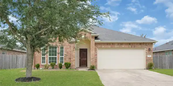 828 Grassy Knoll Trail