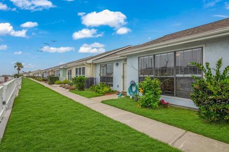 10203 Schaper Road