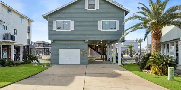 339 Admiral Circle