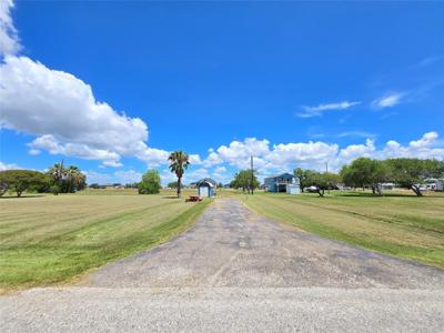 937 Bayview Drive