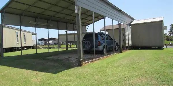 Image 4: DOUBLE CARPORT