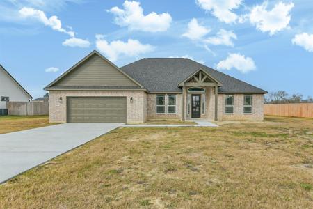 6611 Freret Bayou Drive