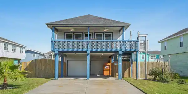 4029 Fort Bend Drive