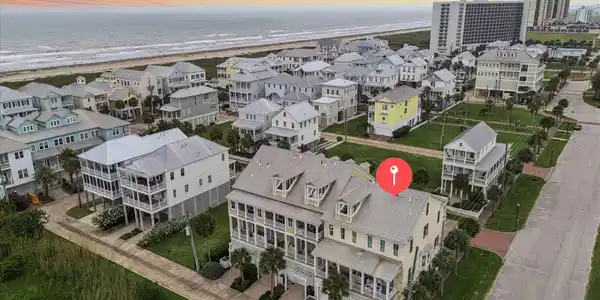 Image 2: 710 Positano is a spacious townhouse located in Ga
