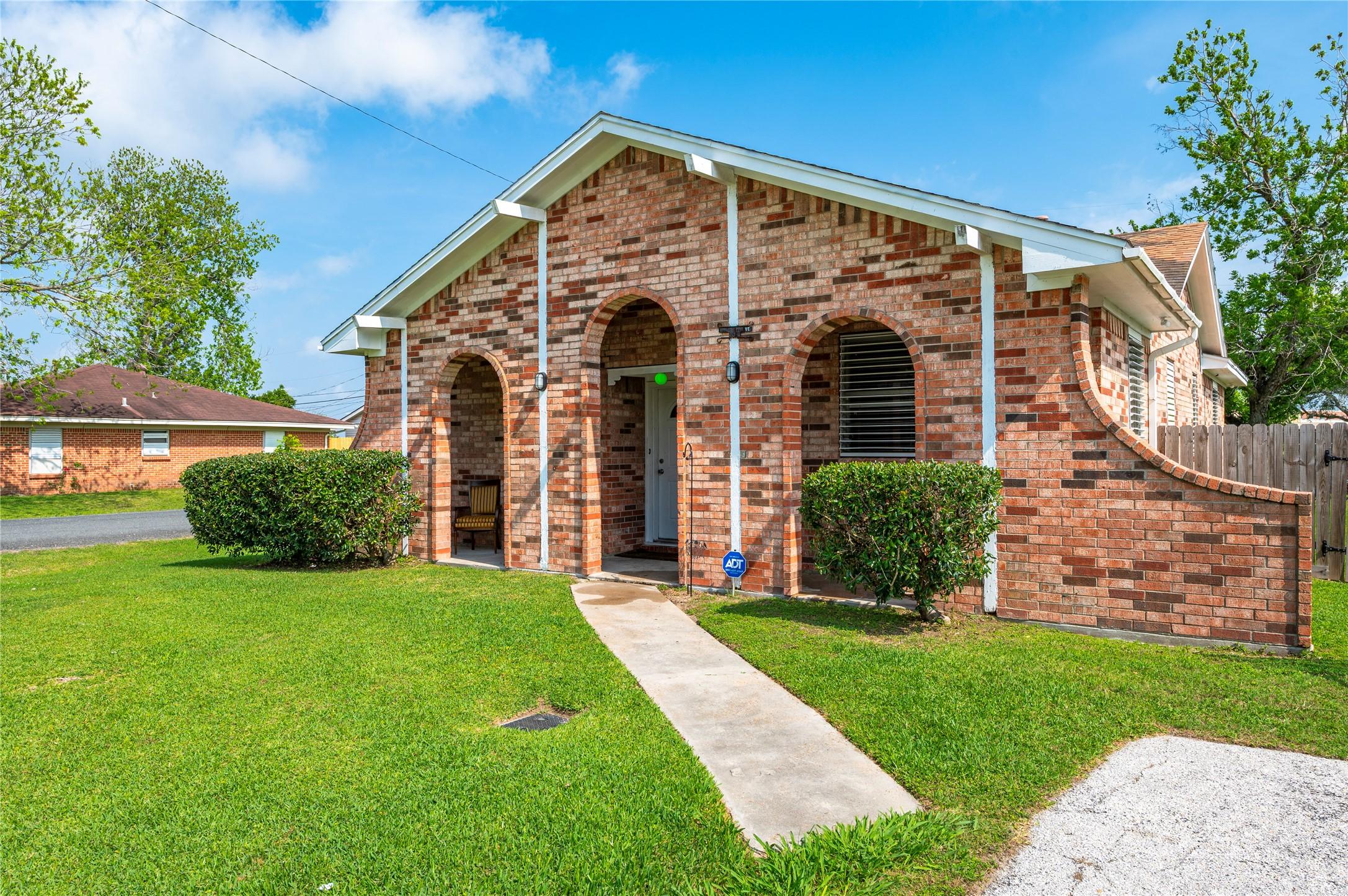 Image 1: 6918 Woodrow St