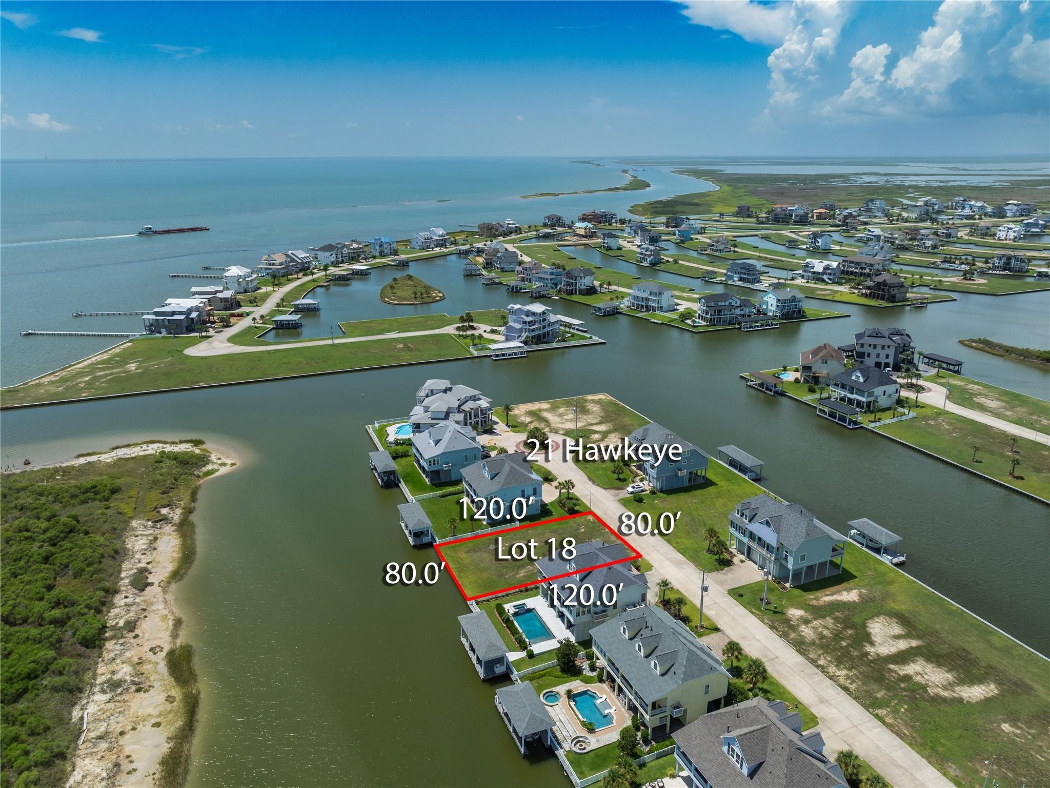 Image 4: Boathouse area allows for a 40' boathouse