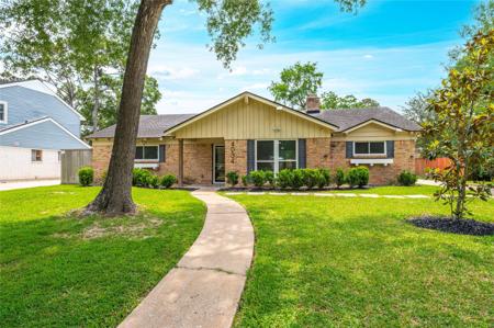 4034 Shady Springs Drive