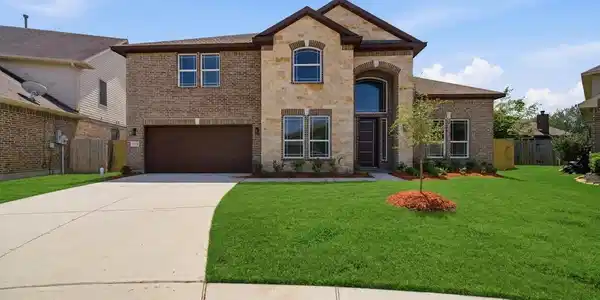 1015 Fairway Drive
