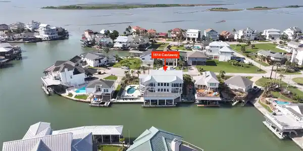 Image 2: This aerial puts the Tiki lifestyle into perspecti