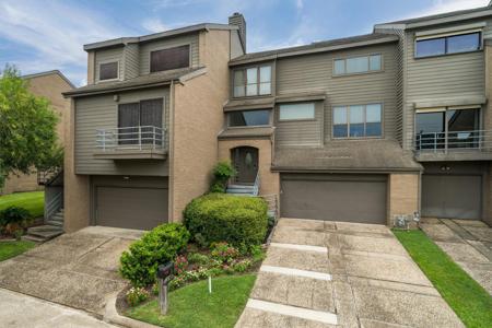 18305 Sandy Cove