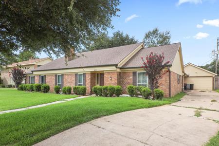 5011 Arrowhead Drive