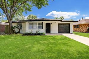 1809 15th Avenue