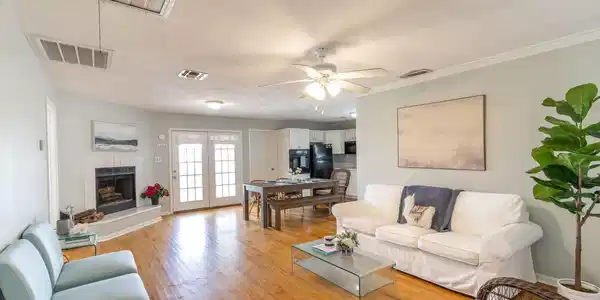 Image 3: HARDWOOD FLOORS THROUGHOUT