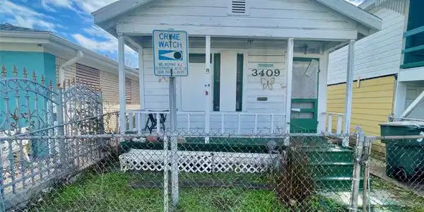 3409 Sealy Street