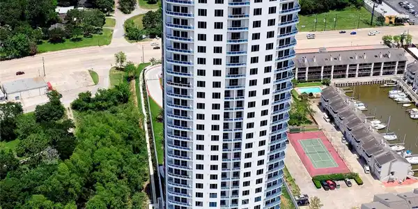 4821 Nasa Pkwy