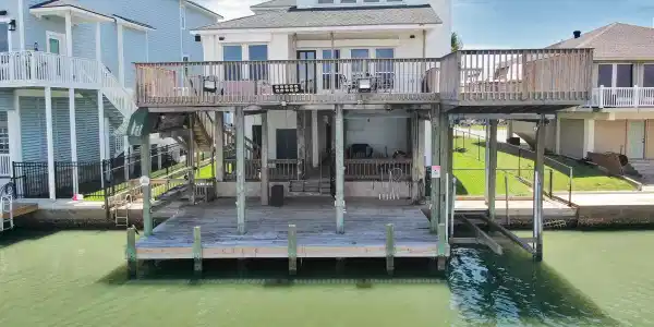 1334 Outrigger