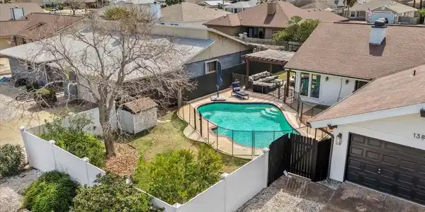 13833 Flintlock Drive