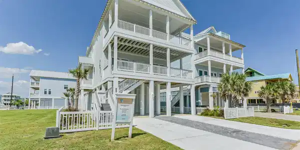 11364 Beachside Drive
